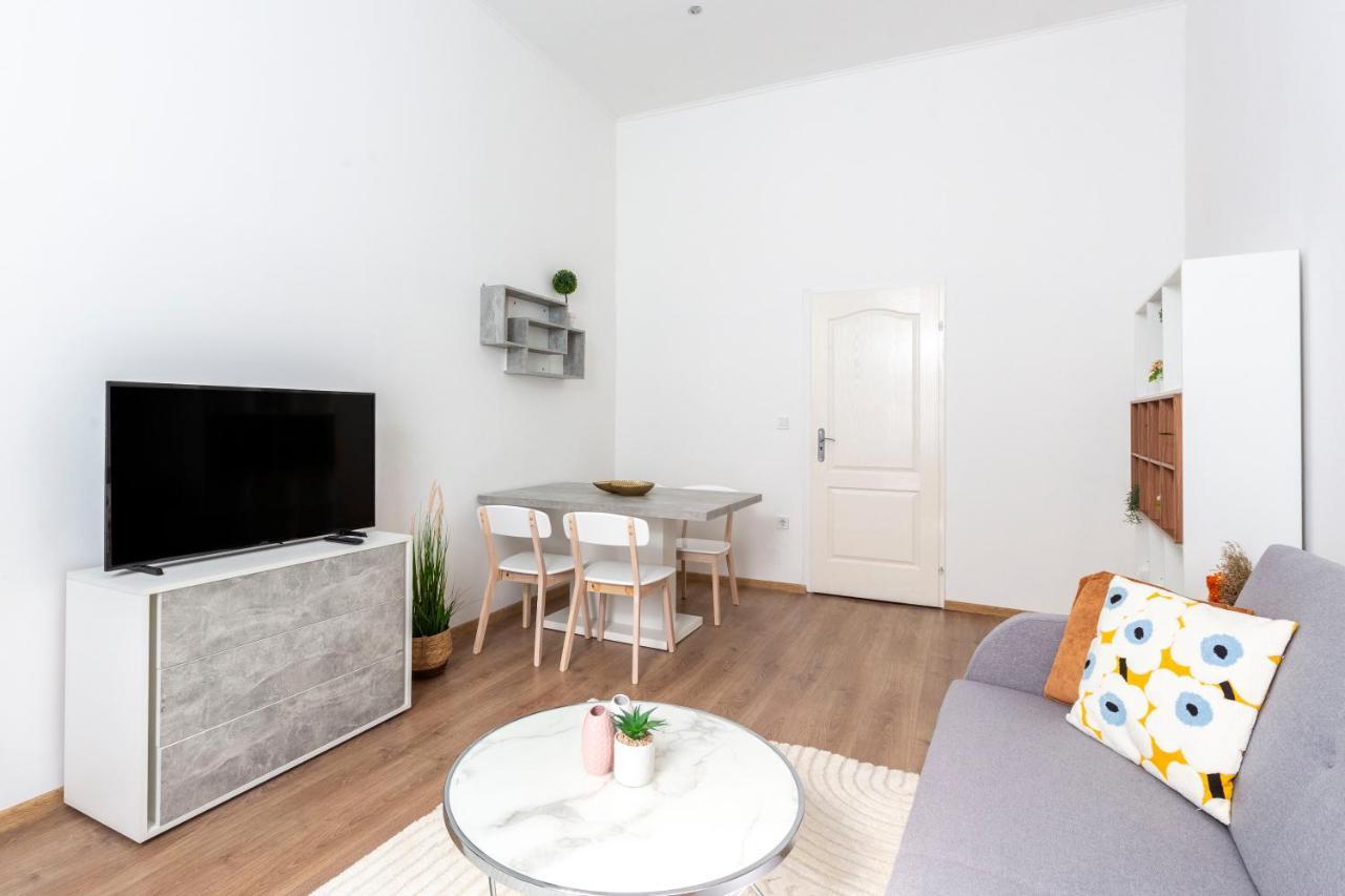 Cozy & Pleasant Homes In The Heart Of Budapest Luaran gambar